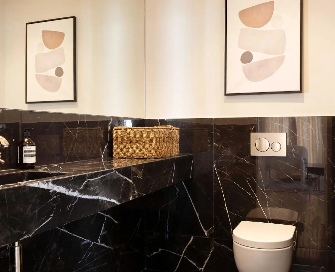 Spacious & Modern Property - Eiffel Tower Parigi