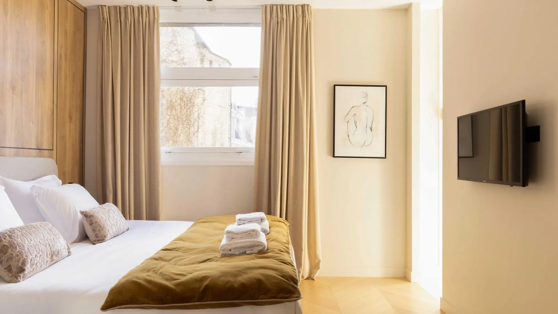 Spacious & Modern Property - Eiffel Tower Parigi 0*,  Francia