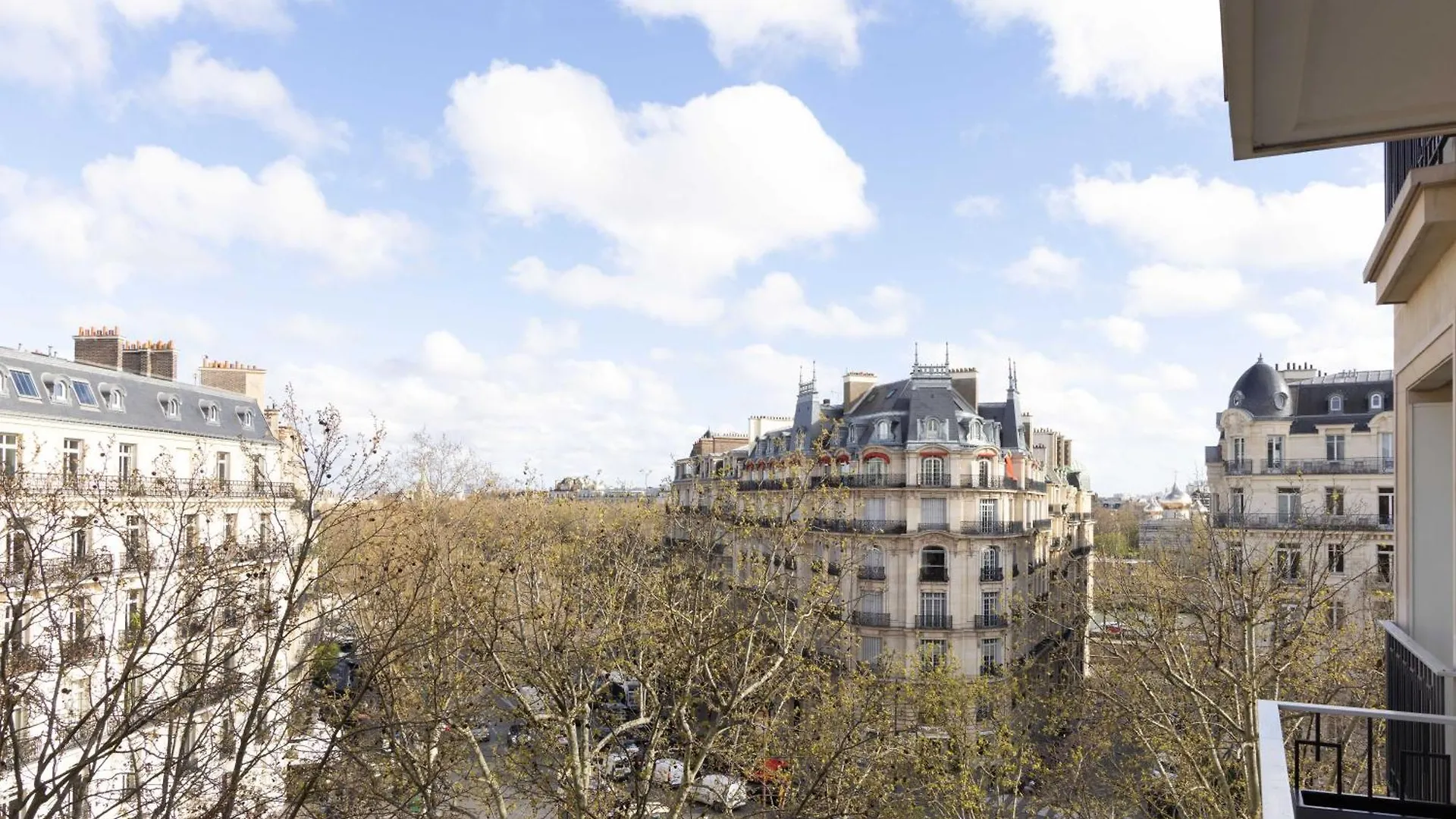 Spacious & Modern Property - Eiffel Tower Parigi Appartamento